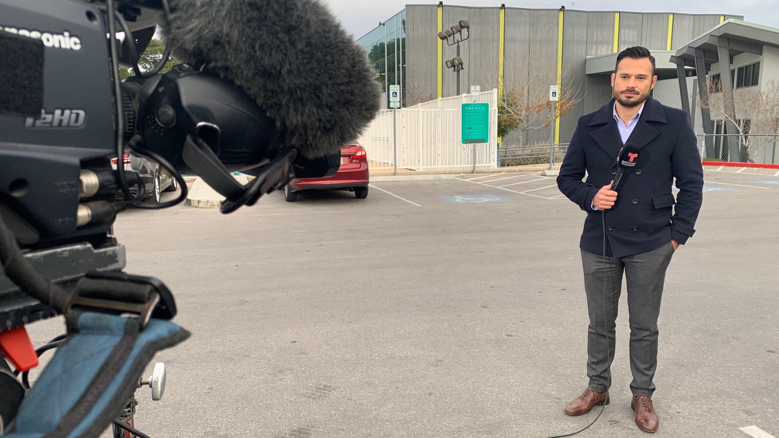 A Bilingual Reporter's Pivot from Spanish to English News