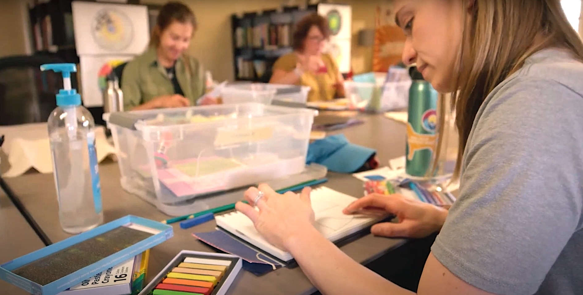 For Health Care Workers Facing Burnout, Art Therapy Offers Relief For Health Care Workers Facing Burnout, Art Therapy Offers Relief